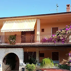Taja Apartment